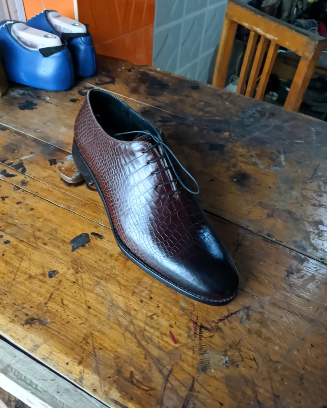 Crocodile whole cut oxford shoes