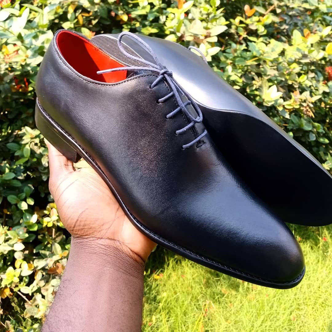 The whole cut oxford